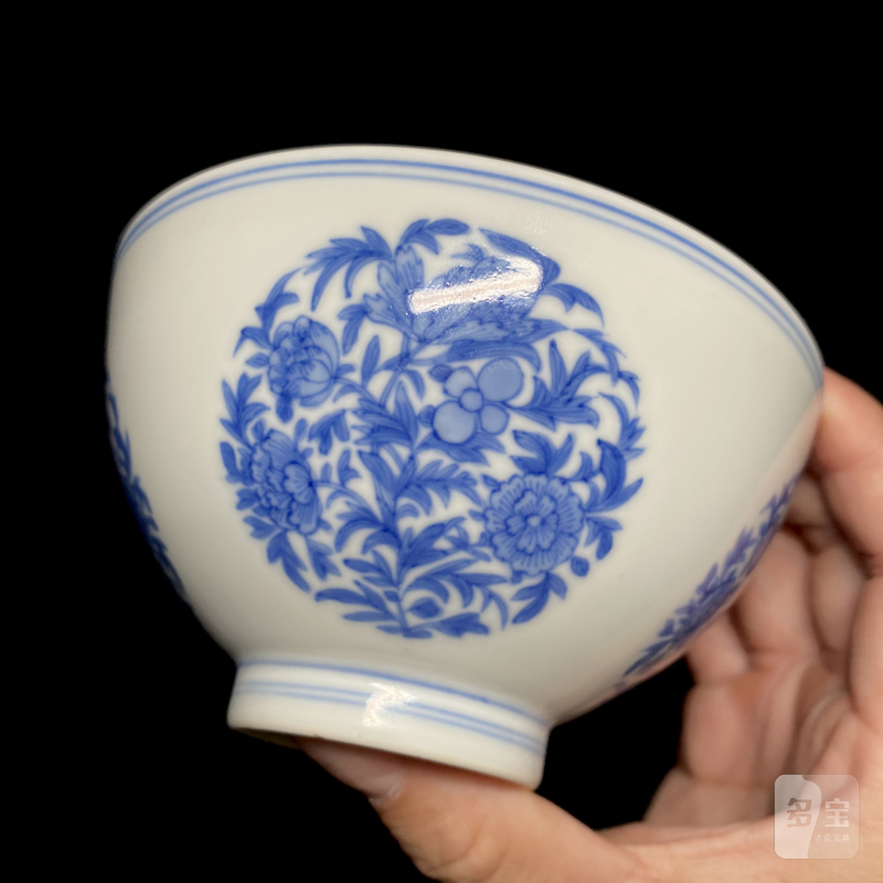 清雍正 青花团花纹小碗 - 图13